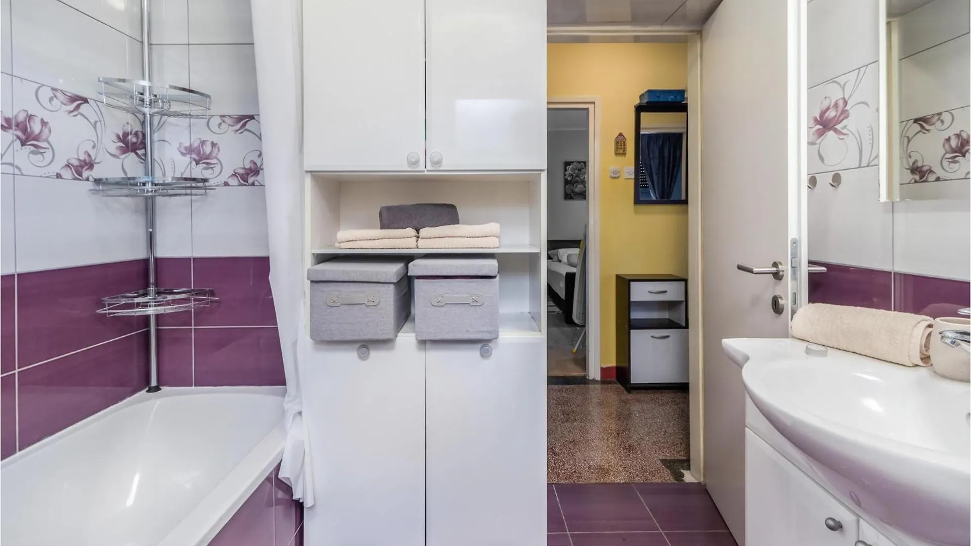 Cozy Apartment In Vrh Martinscice With Kitchen Kostrena Croatia