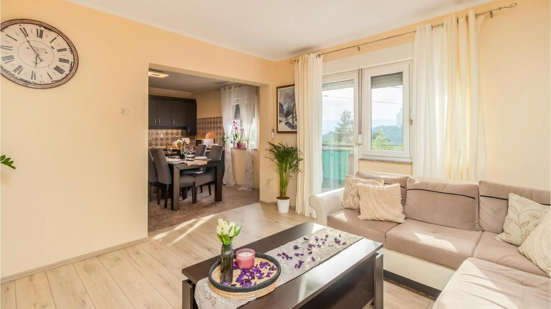 Cozy Apartment In Vrh Martinscice With Kitchen Kostrena Croatia
